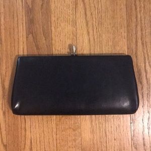 Navy vintage vegan clutch